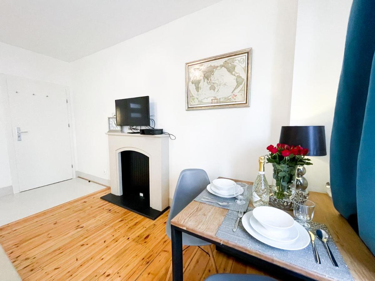 Superapart Tamka Ministudio, Family Friendly Abode Warschau Buitenkant foto
